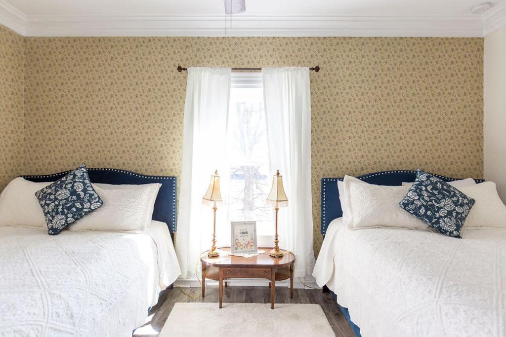 Heritage Quay Bed & Breakfast ピクトゥー エクステリア 写真