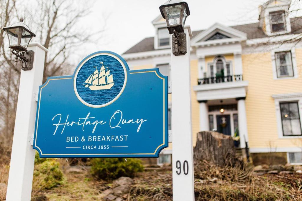 Heritage Quay Bed & Breakfast ピクトゥー エクステリア 写真